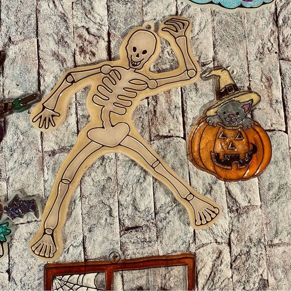 Halloween Suncatchers Set of 8 Assorted Sizes Holiday Decor - Picture 6 of 8